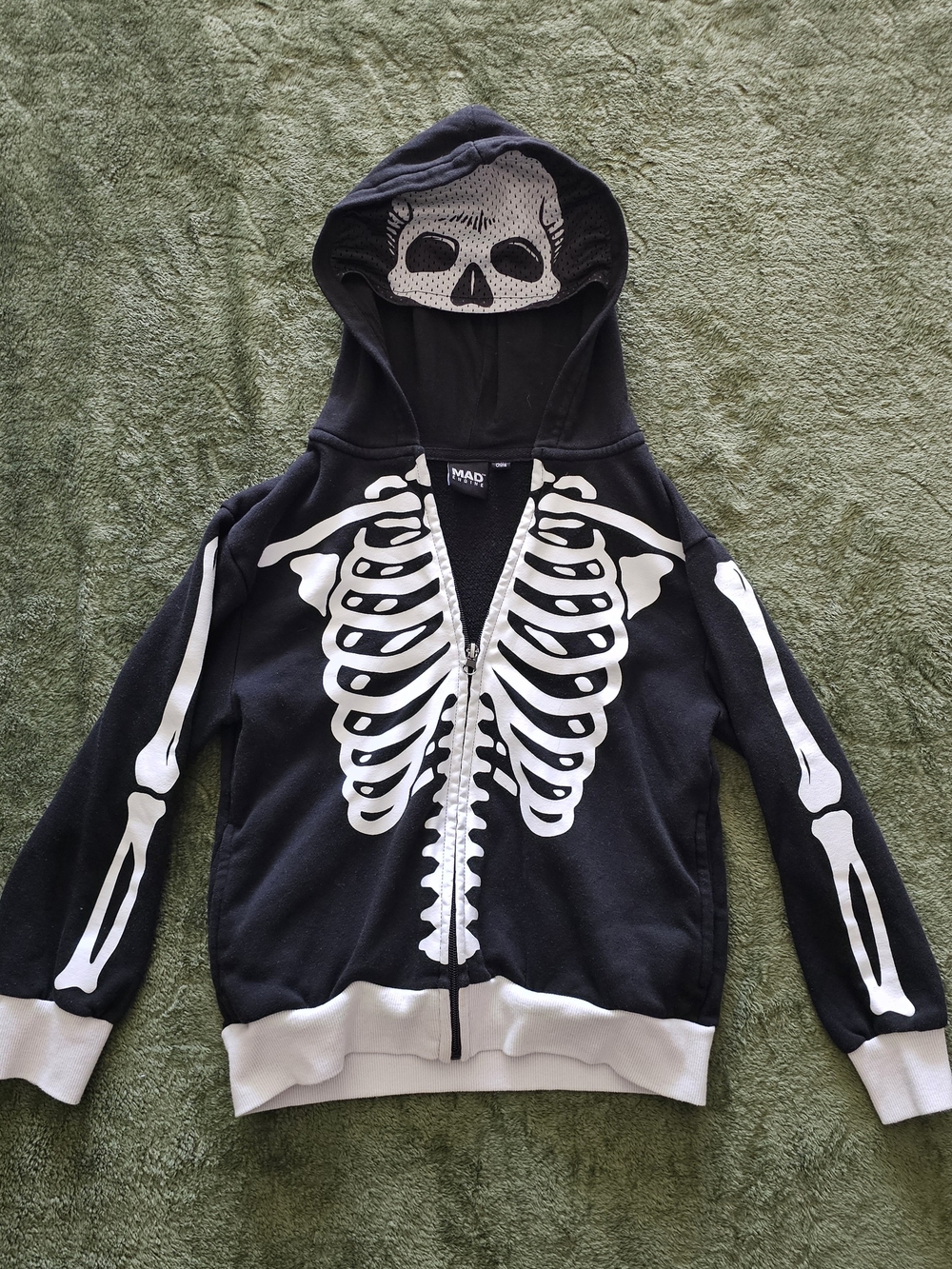 MAD Engine Kids Black Skeleton Zip-Up Hoodie Medium Size 8 Halloween Fall Jacket